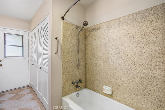 1835 Hilltop Dr, Colton, CA 92324 - full bathroom featuring shower / washtub combination