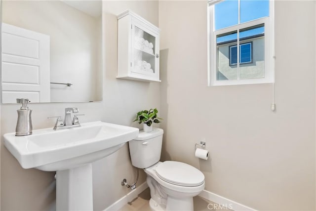 780 Stirrup, Rancho Mission Viejo, CA 92694 - bathroom with baseboards