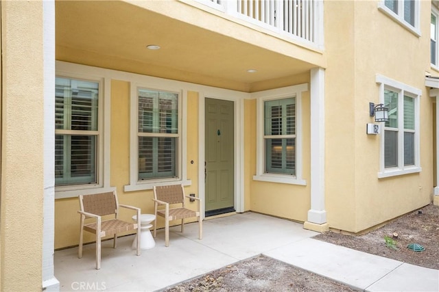152 Jaripol Cir, Rancho Mission Viejo, CA 92694 - view of exterior entry featuring stucco siding