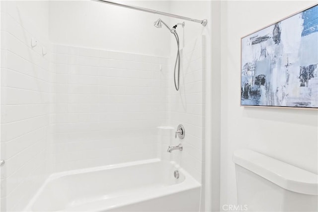 152 Jaripol Cir, Rancho Mission Viejo, CA 92694 - bathroom with toilet and bathing tub / shower combination