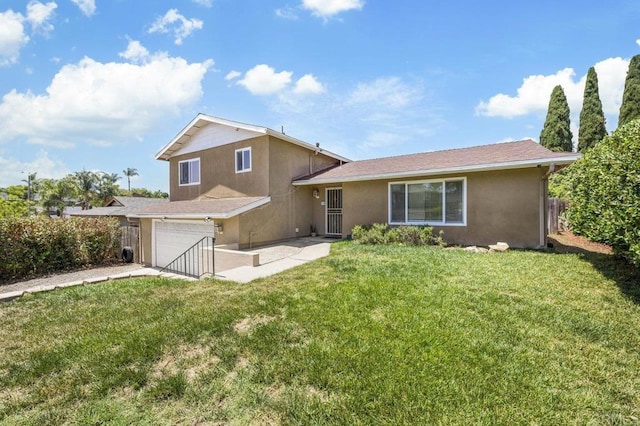 310 Michele Dr, Vista, CA 92084 - split level home with stucco siding, a garage, and concrete driveway