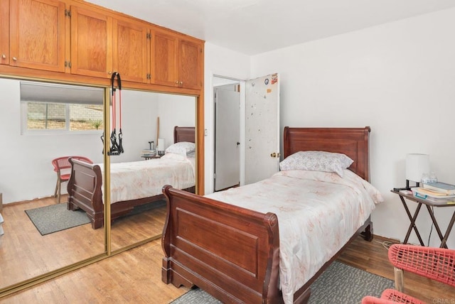 2842 E 18th St, National City, CA 91950 - bedroom with light wood finished floors