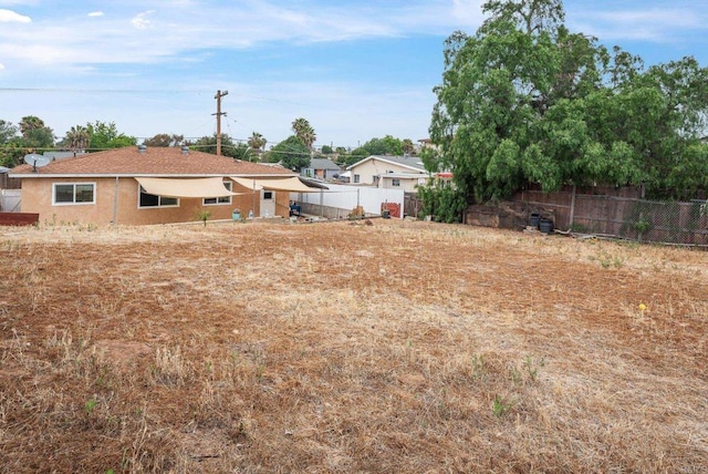 2842 E 18th St, National City, CA 91950 - view of yard