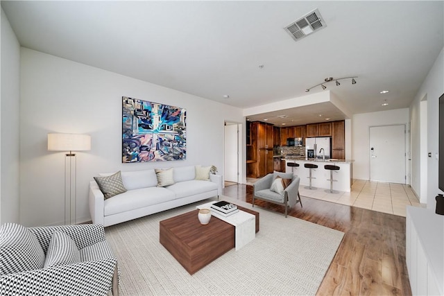 21301 Erwin St Unit 303, Woodland Hills, CA 91367 - photo 8