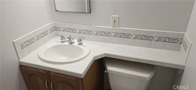 509 N 3rd St, Lompoc, CA 93436 - half bath featuring vanity and backsplash