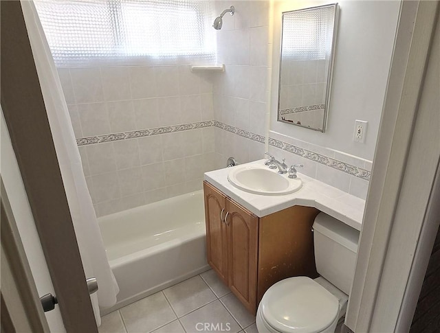 509 N 3rd St, Lompoc, CA 93436 - full bath with tub / shower combination, vanity, and tile patterned flooring