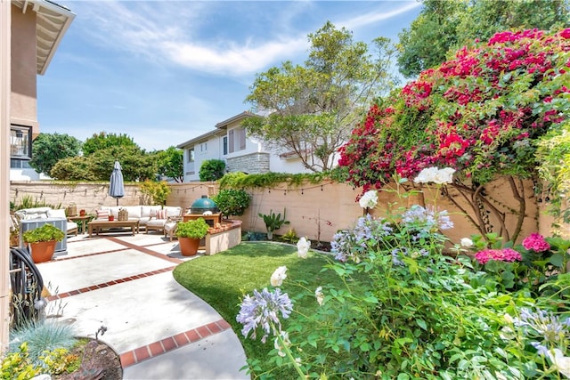 6 Camino Celeste, San Clemente, CA 92673 - fenced backyard featuring an outdoor living space and a patio area