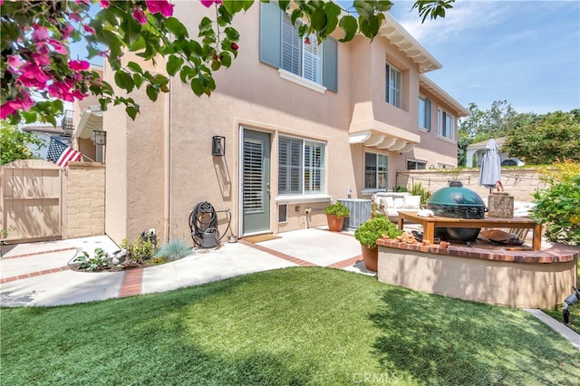 6 Camino Celeste, San Clemente, CA 92673 - back of house with stucco siding and a patio area