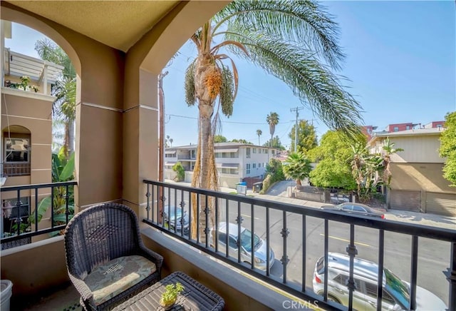 4568 W 1st St Unit 203, Los Angeles, CA 90004 - photo 2