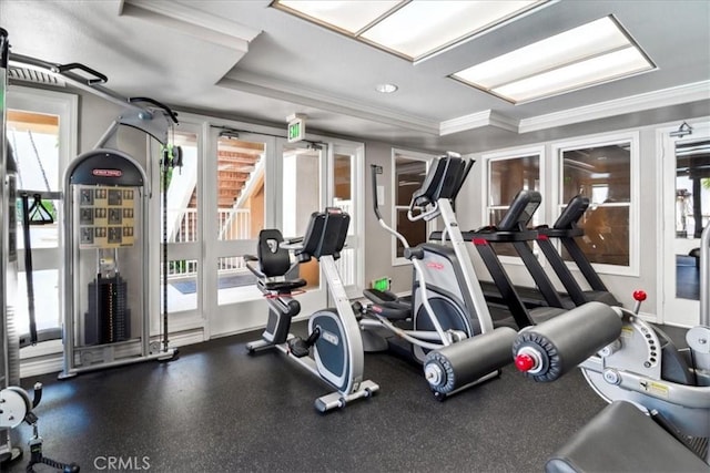 2960 Champion Way Unit 1006, Tustin, CA 92782 - exercise room featuring crown molding