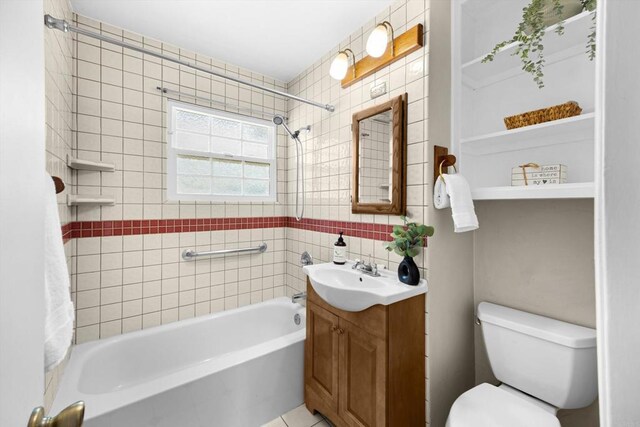 5530 Heidi St, La Mesa, CA 91942 - bathroom featuring tile walls, vanity, and tub / shower combination