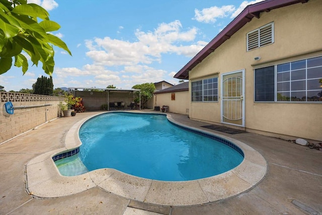 5530 Heidi St, La Mesa, CA 91942 - view of swimming pool featuring a fenced backyard and a patio