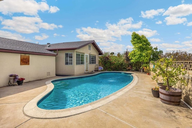 5530 Heidi St, La Mesa, CA 91942 - view of pool with a patio