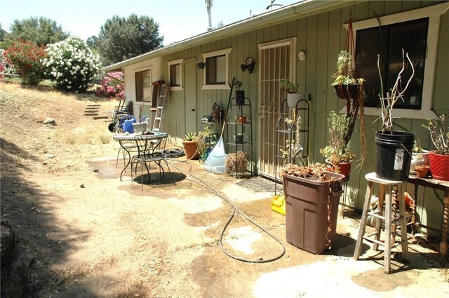 30717 Seminole Dr, Coarsegold, CA 93614 - view of patio