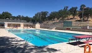 30717 Seminole Dr, Coarsegold, CA 93614 - community pool with a patio