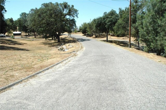 30717 Seminole Dr, Coarsegold, CA 93614 - view of asphalt street