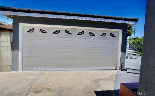 1526 Lakme Ave, Wilmington, CA 90744 - view of garage