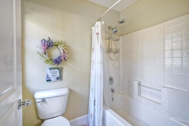 756 River Rock Rd, Chula Vista, CA 91914 - full bathroom featuring shower / bath combination with curtain and toilet