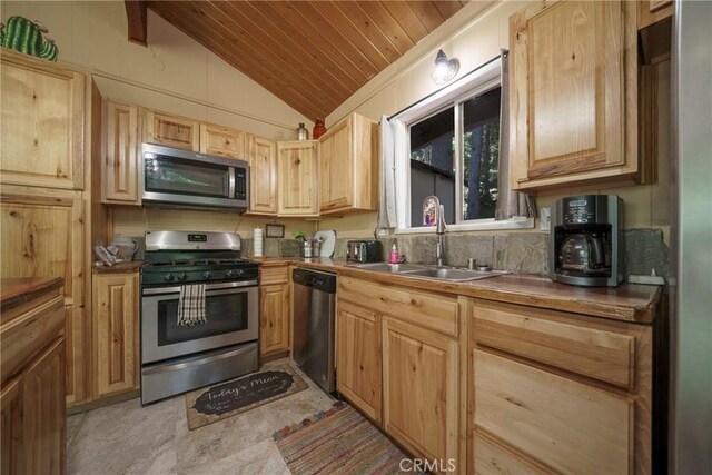24495 Geneva Dr, Crestline, CA 92325 - photo 13