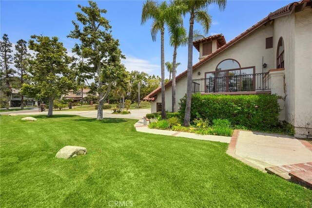 7580 E Martella Ln, Anaheim Hills, CA 92808 - view of grassy yard