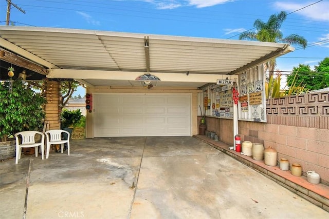 6014 Eckleson St, Lakewood, CA 90713 - view of garage