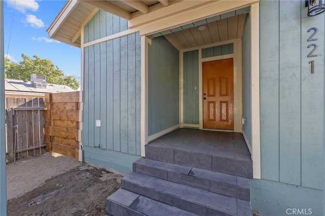 221 N Orchard St, Fresno, CA 93701 - property entrance