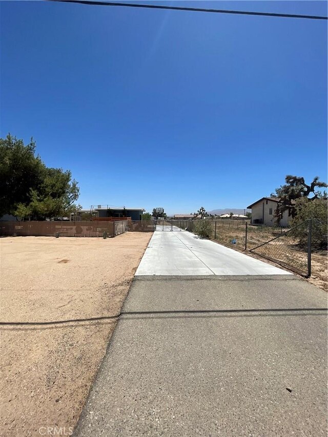 10623 4th Ave, Hesperia, CA 92345 - view of street