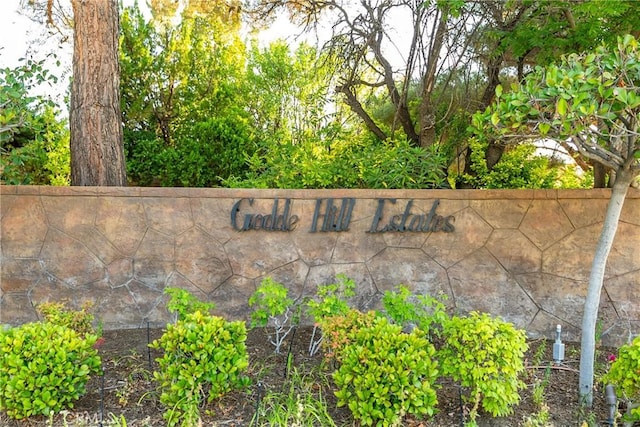 5908 Alleppo Ln, Palmdale, CA 93551 - view of community sign