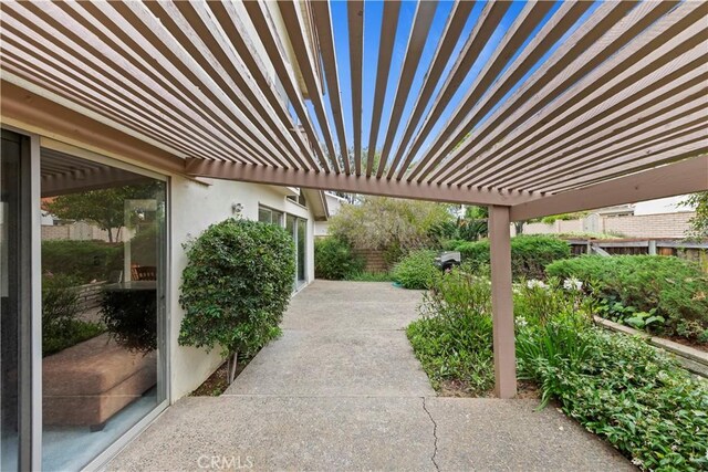 10 Mann St, Irvine, CA 92612 - view of patio / terrace featuring a pergola