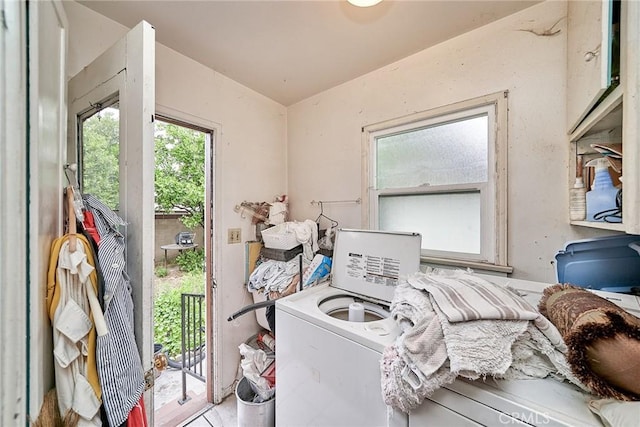 3744 Myrtle Ave, Long Beach, CA 90807 - laundry room featuring washer / clothes dryer