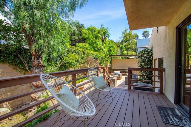 828 Wonder View Dr, Calabasas, CA 91302 - view of deck