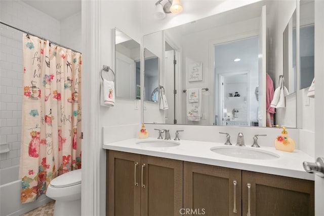 11 Juniper, Lake Forest, CA 92630 - full bath with double vanity and shower / tub combo
