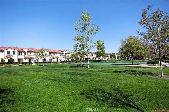 11 Juniper, Lake Forest, CA 92630 - view of home's community with a residential view and a yard