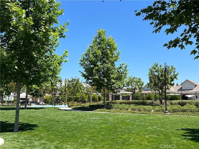 24213 Hazelnut Ave, Murrieta, CA 92562 - photo 3