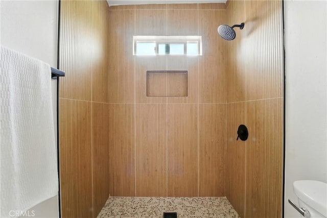 236 N Michigan Ave, Pasadena, CA 91106 - full bath with a tile shower and toilet