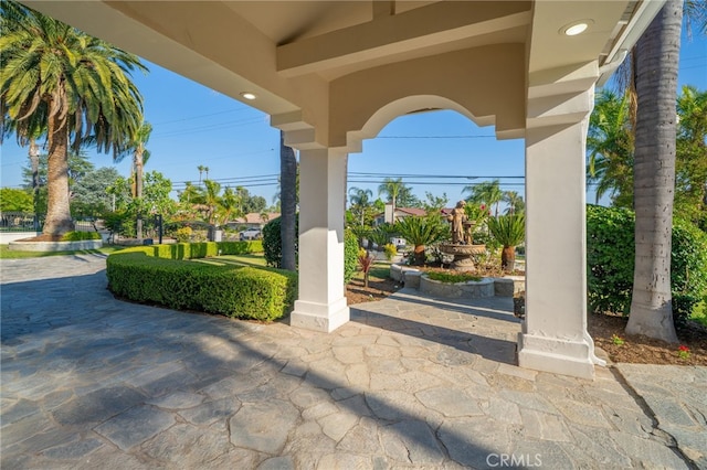 275 E 24th St, Upland, CA 91784 - view of patio / terrace