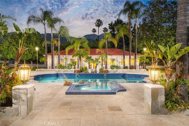 275 E 24th St, Upland, CA 91784 - outdoor pool featuring an in-ground hot tub and a patio