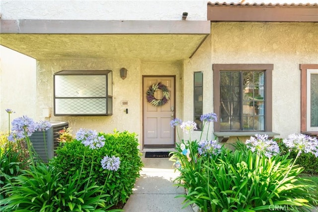 120 Poxon Pl, West Covina, CA 91790 - entrance to property featuring stucco siding