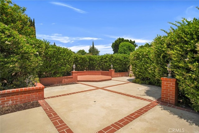 9545 Rubio Ave, Northridge, CA 91343 - view of patio / terrace