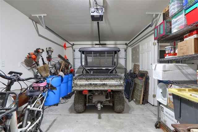 47003 Lookout Mountain Dr, Coarsegold, CA 93614 - garage with a garage door opener