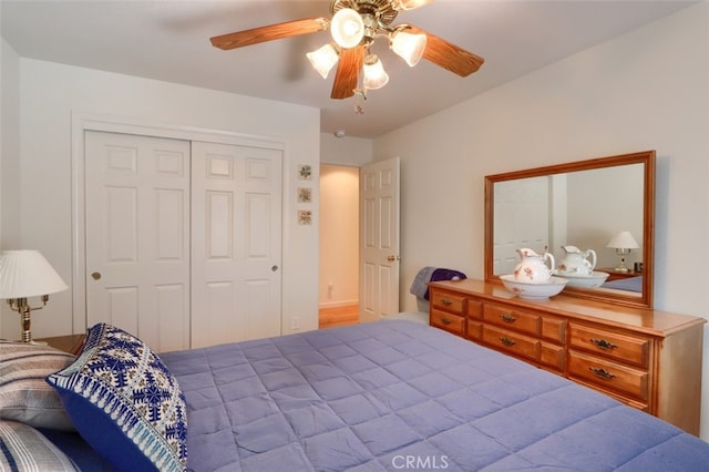 47003 Lookout Mountain Dr, Coarsegold, CA 93614 - bedroom with a closet and a ceiling fan