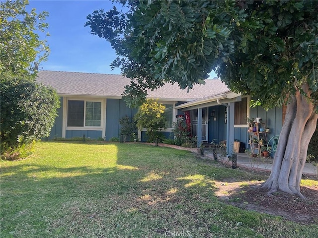 2410 N Justin Ave, Simi Valley, CA 93065 - view of front of property with a front yard