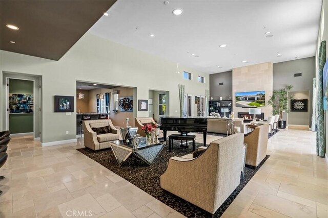 17 Emerald Ct, Rancho Mirage, CA 92270 - common area with a towering ceiling and recessed lighting