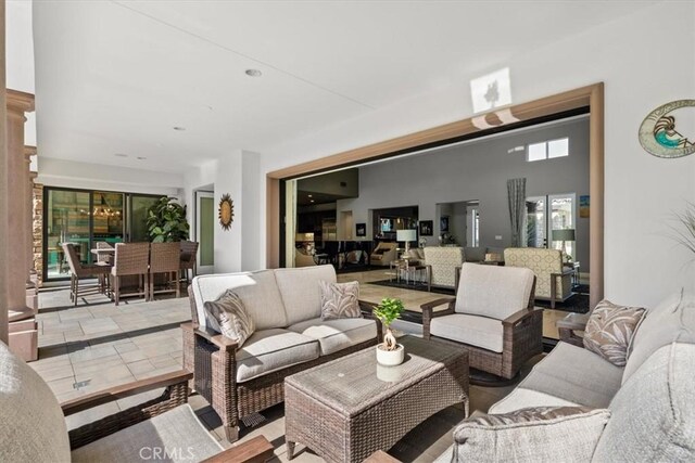 17 Emerald Ct, Rancho Mirage, CA 92270 - view of living area