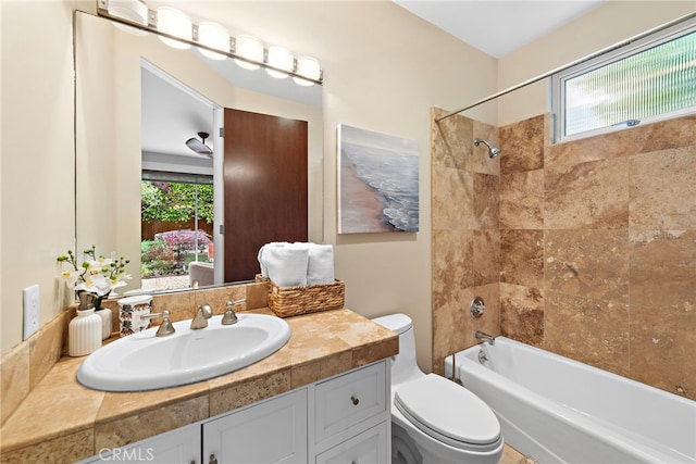 970 Quivera St, Laguna Beach, CA 92651 - full bathroom with vanity,  shower combination, and plenty of natural light