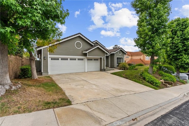 3891 Hunters Grove Ct, Moorpark, CA 93021 - single story home featuring a garage and concrete driveway