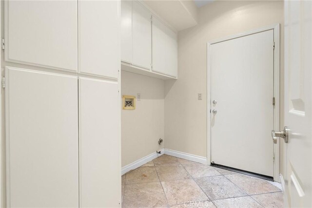 3891 Hunters Grove Ct, Moorpark, CA 93021 - laundry area featuring cabinet space and washer hookup