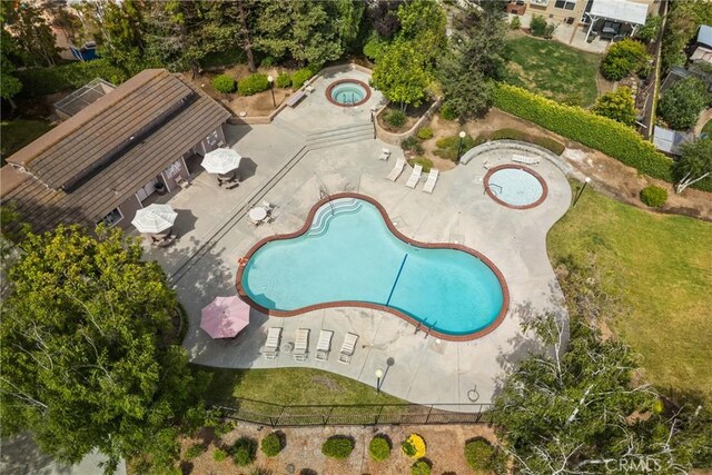 3891 Hunters Grove Ct, Moorpark, CA 93021 - aerial view of a pool area