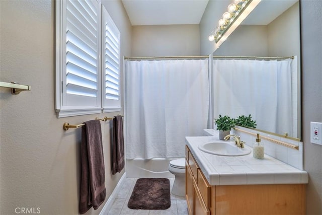 2564 Lunes Ln, Verne, CA 91750 - full bath featuring vanity, tile patterned floors, shower / bath combination with curtain, and a textured wall
