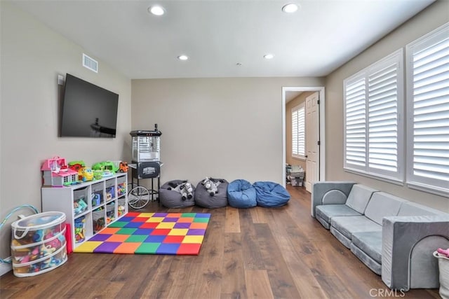 2564 Lunes Ln, Verne, CA 91750 - playroom featuring recessed lighting and wood finished floors